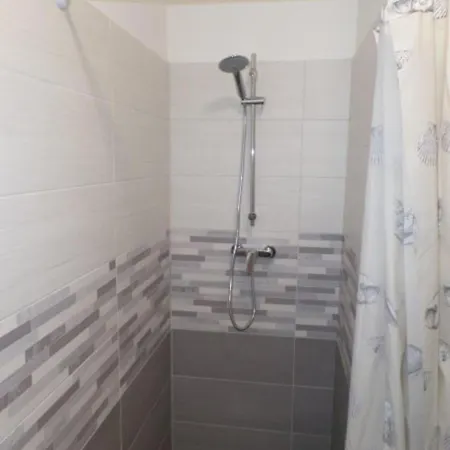 Modern And Equipped With Enclosed Garden * Bibione