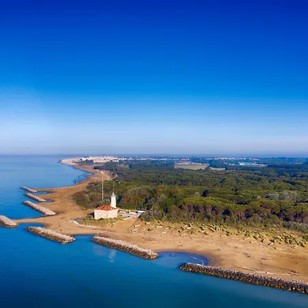 Modern And Equipped With Enclosed Garden * Bibione